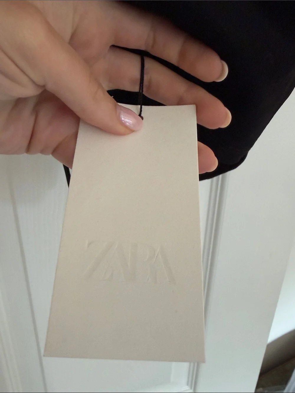 Zara black silhouette